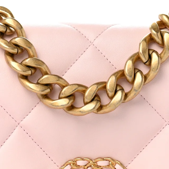 Quilted Large Chanel 19 Flap Light Pink in Pink Lambskin from FASHIONPHILE, photo 8 of 11