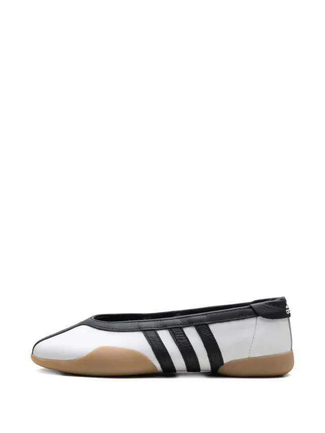 adidas Taekwondo Mei Ballet "Cloud White/Core Black/Gum" sneakers in White, photo 3 of 5 from FARFETCH