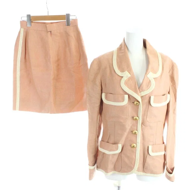Chanel Vintage Set Blazer Tailored Jacket Trapezoid Skirt Knee-Length Linen CC in Woven leather from The Reluxe