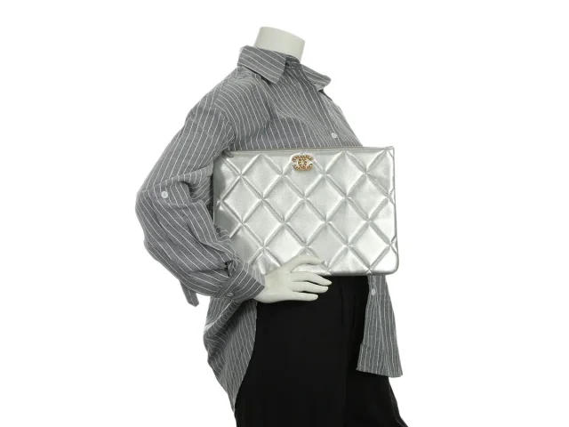 Chanel Large Metallic Silver Quilted Lambskin O Case in Silver Lambskin from Ann's Fabulous Finds, photo 9 of 9