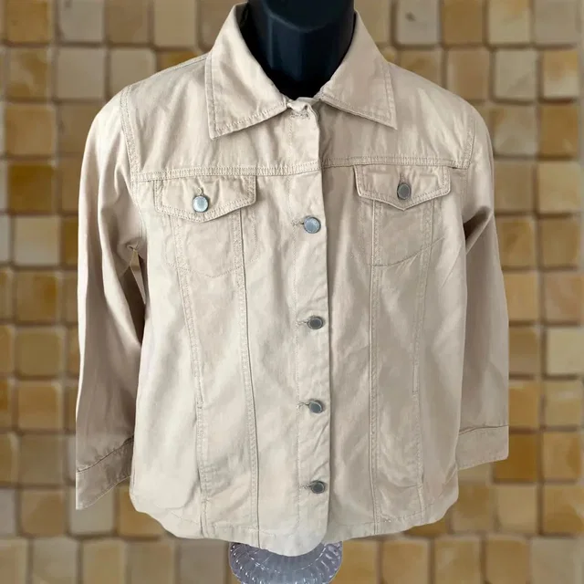 Tudor Court Blazer Jacket Medium Tan Silver Buttons Pockets Long Sleeve Women's in Beige in neutral|white Denim from Grailed