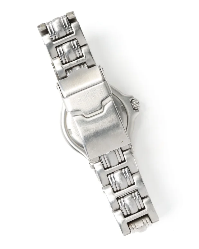 Gucci 9750 Diver 28mm Watch from A Retro Tale, photo 4 of 8