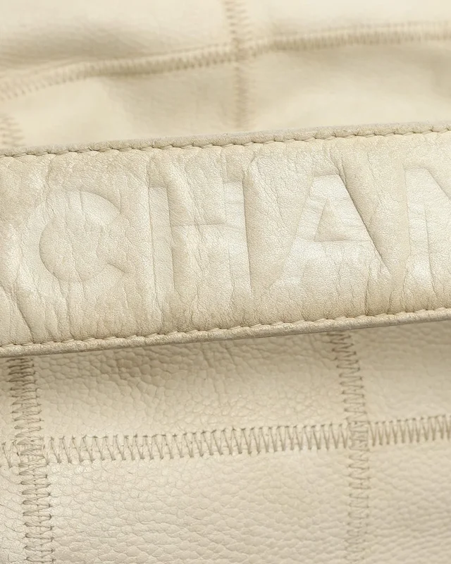 Chanel Caviar Chocolate Bar LAX Handle Bag in Brown Caviar leather from A Retro Tale, photo 6 of 11