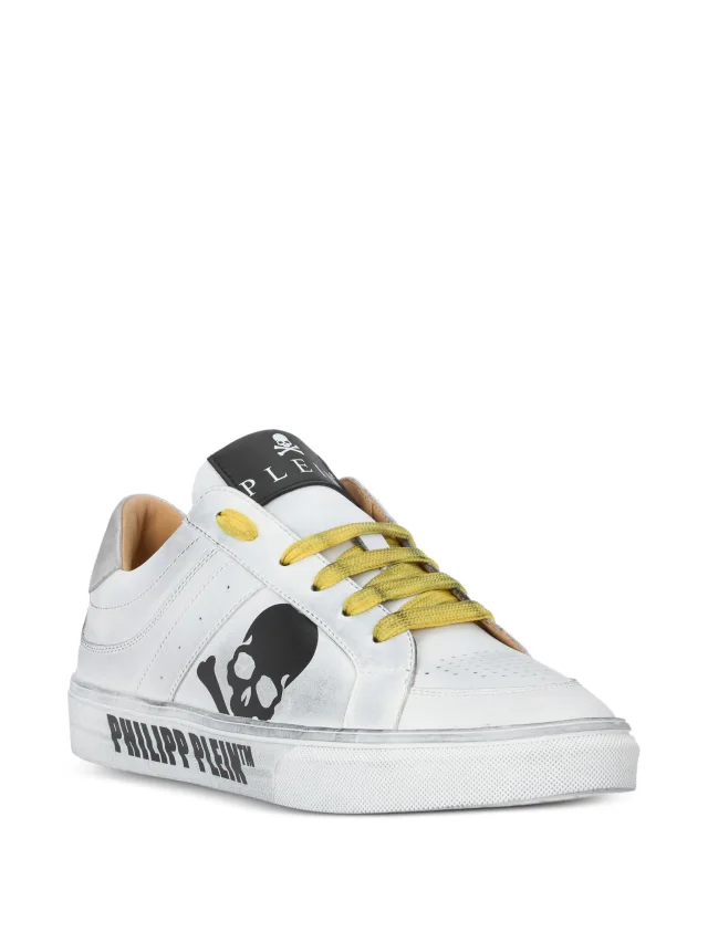 Philipp Plein Retrokickz TM skull leather low-top sneakers in White, photo 2 of 4 from FARFETCH
