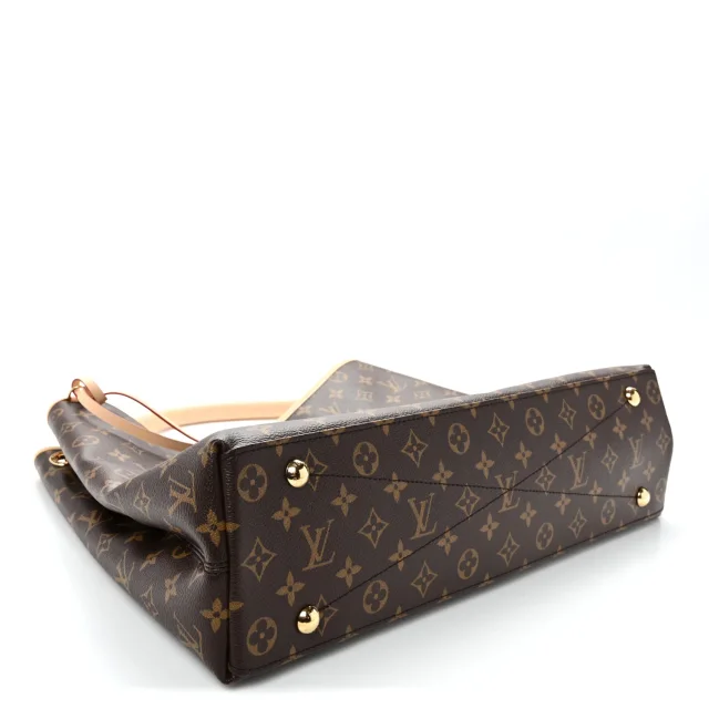 Louis Vuitton Monogram Again in Canvas from FASHIONPHILE, photo 4 of 10