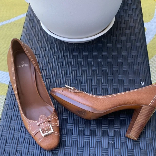 Mulberry heels in brown|red from Poshmark