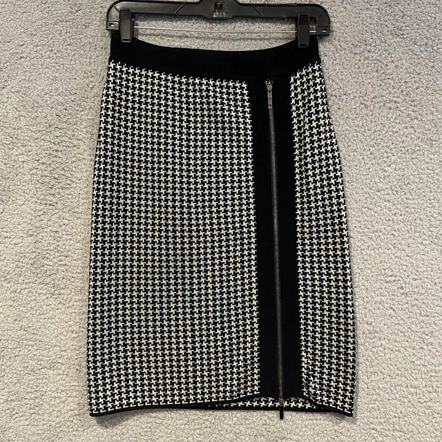 Max Mara Skirt Womens Medium Black White Houndstooth Knit Zipper Made In Italy in black from Poshmark