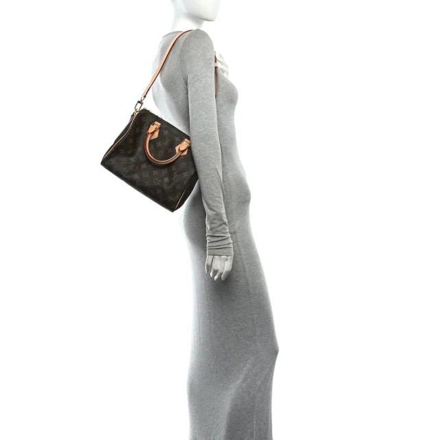 Louis Vuitton Monogram Speedy Bandouliere 25 in Coated canvas from FASHIONPHILE, photo 2 of 9