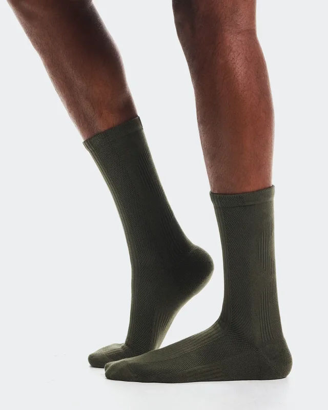 On Hybrid Sock High 2P in Cinder | Kalamata, photo 2 of 3 from On