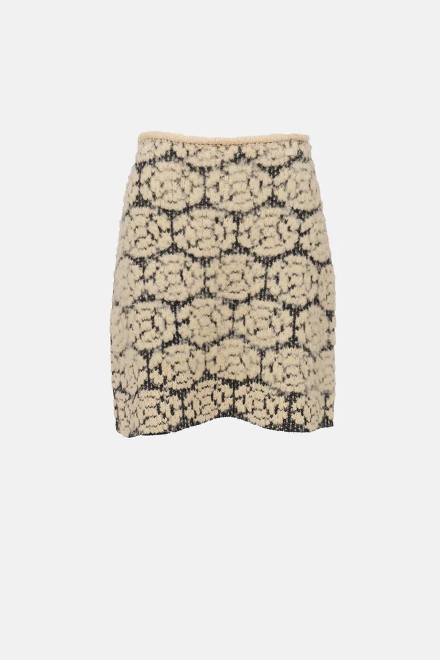 Chanel FW 2001 Camellia Knit Wool Skirt in Wool from VSP Consignment