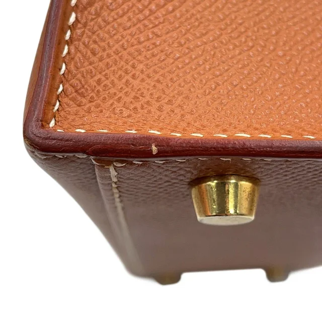 Hermès Kelly Sellier Gold Epsom Size 32 in Gold Epsom leather from GALLERY RARE, photo 7 of 18