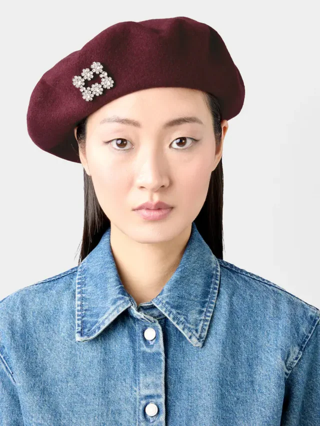 Roger Vivier Efflorescence Beret in wool, photo 4 of 5 from SENSER