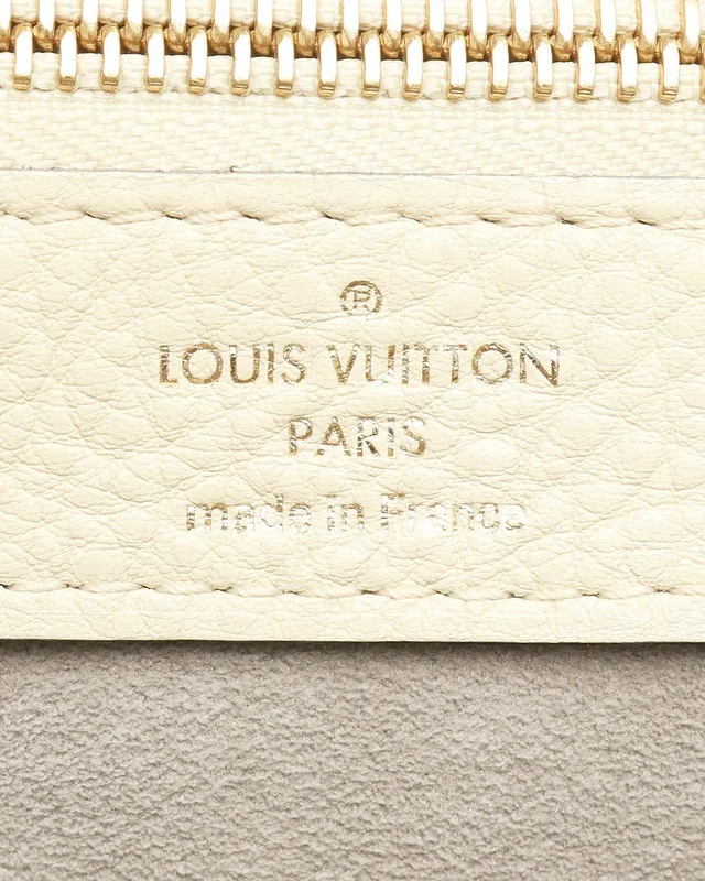 Louis Vuitton Mahina Cirrus PM Tote Bag in Leather from A Retro Tale, photo 7 of 10