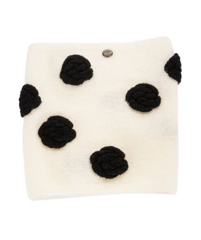 Chanel camellia flower white snood in White Leather from Luxury Promise