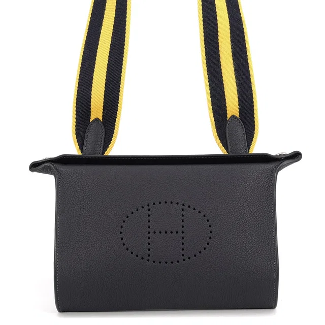 Hermès Videpoches Caban Togo Leather in Togo leather from GALLERY RARE