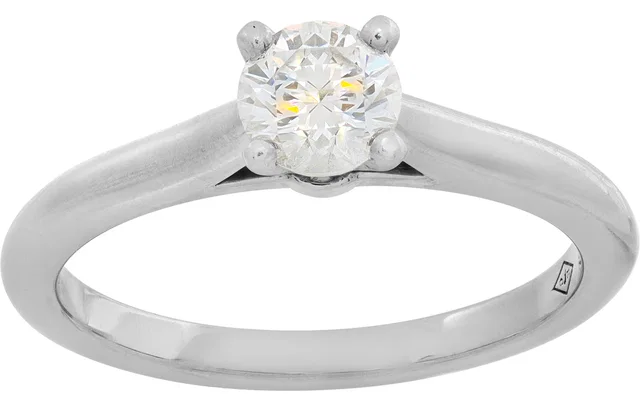GIA certified Cartier diamond ring 0.45 carat, E color, VVS2 clarity in Platinum from Gray And Sons