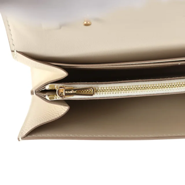 Hermès Constance Wallet To Go Craie Epsom Gold Hardware in White Epsom leather from Madison Avenue Couture, photo 9 of 10