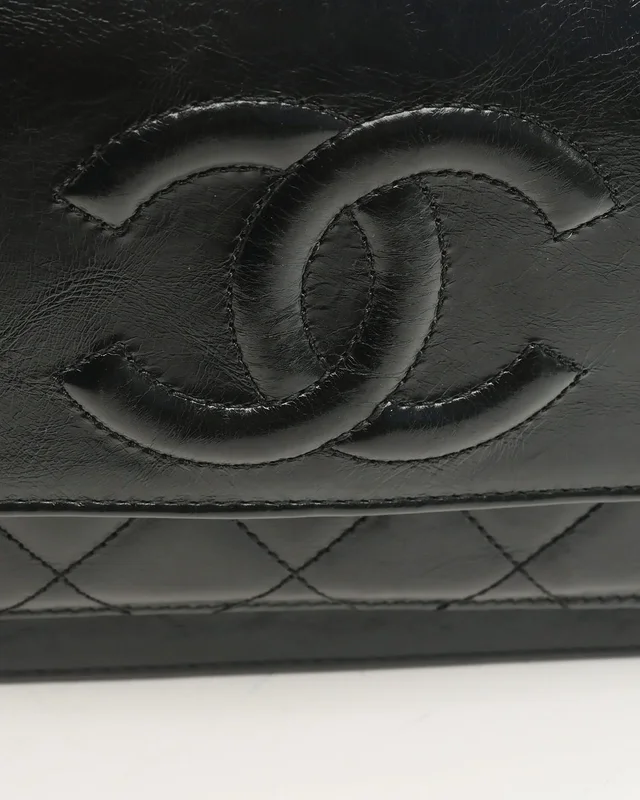 Chanel En Vogue Rope Flap Bag in Leather from A Retro Tale, photo 6 of 11