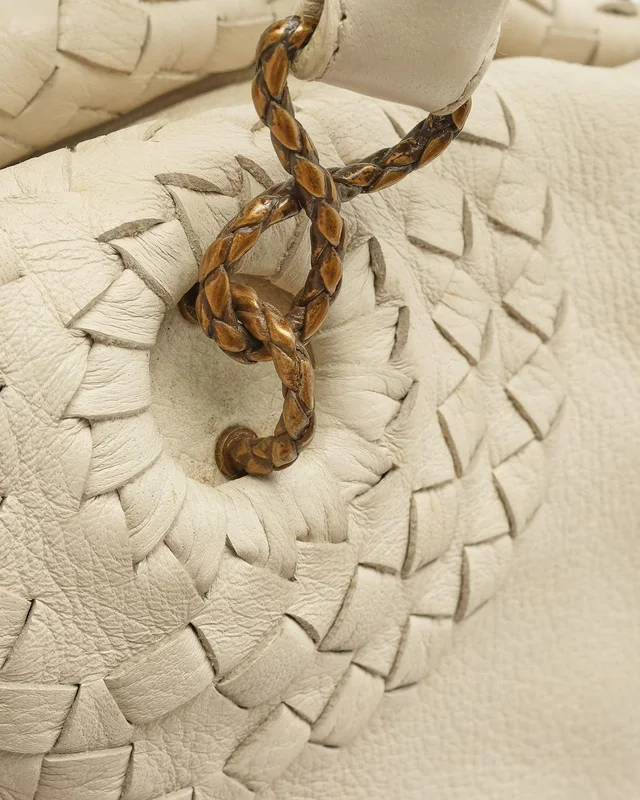 Bottega Veneta Tote Bag in Leather from A Retro Tale, photo 7 of 10