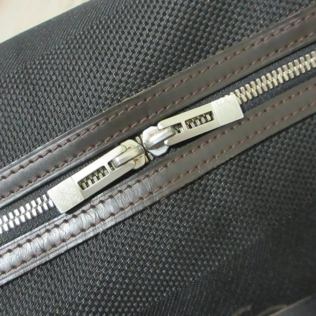 Louis Vuitton Damier Geant Messenger Bag in Black Canvas from LuxUness, photo 10 of 11
