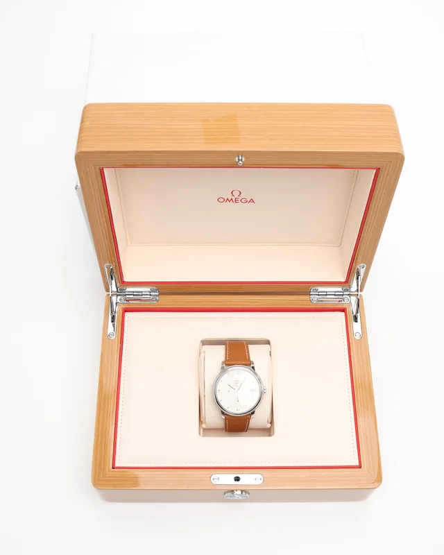 Omega Devil Prestige 39.5mm Full Set Watch in Leather from A Retro Tale, photo 2 of 2
