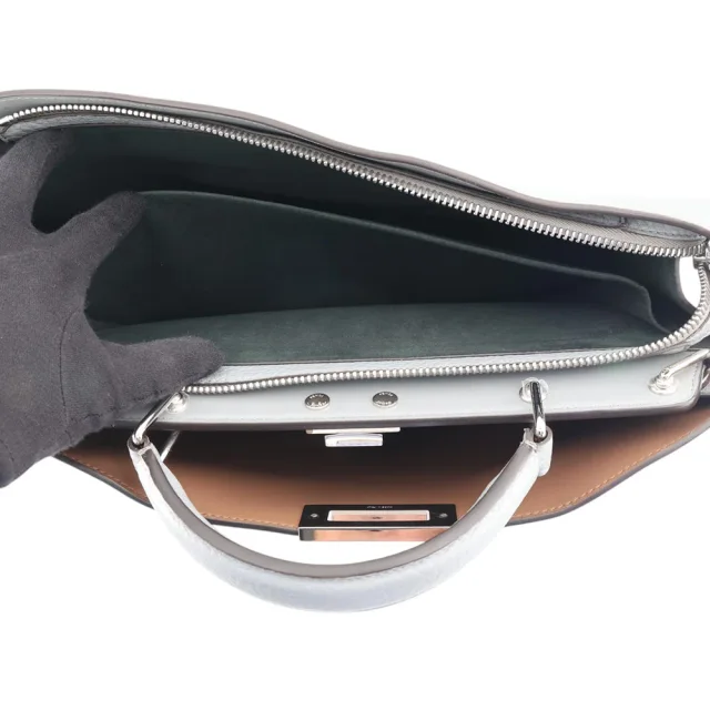 Fendi Peekaboo Icy You Gray7VA529AFC3 Leather Size Medium in Leather from GALLERY RARE, photo 6 of 19