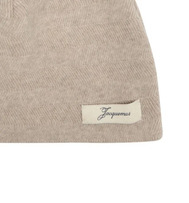 Jacquemus Acu00809ak00286-130 Beanie — Beige Wool Beanies in Beige Wool from HEWI