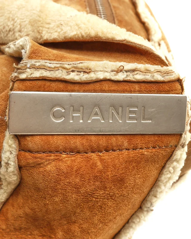 Chanel CC Mouton Patchwork Bag in Suede from A Retro Tale, photo 9 of 12
