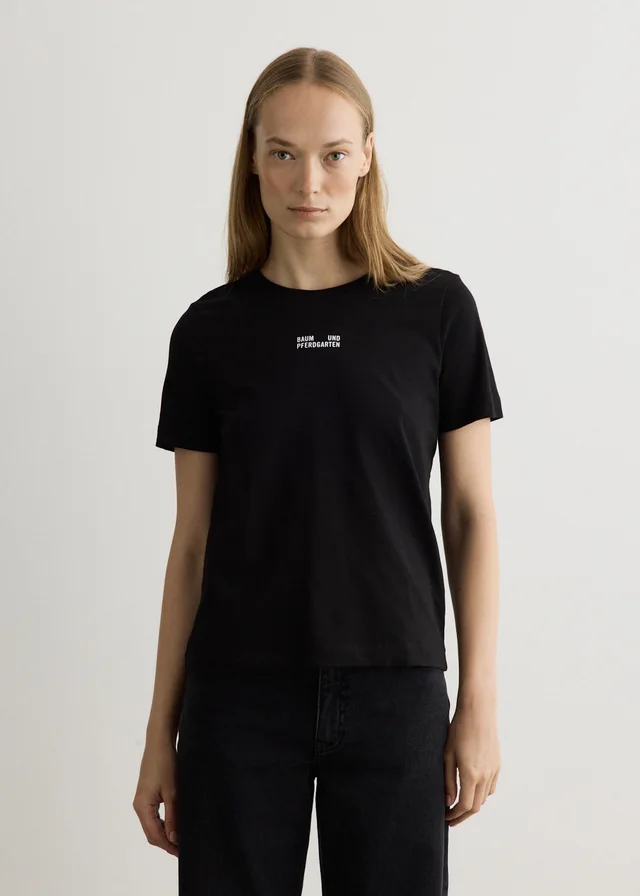 Baum und Pferdgarten Jalona T-Shirt in Black from Incu, photo 1 of 1