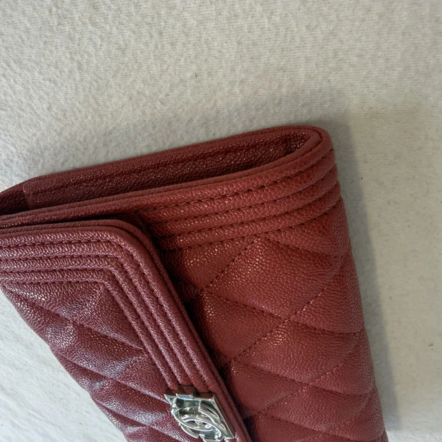 Chanel Medium Caviar Boy Wallet in Caviar leather from Reowned, photo 5 of 10