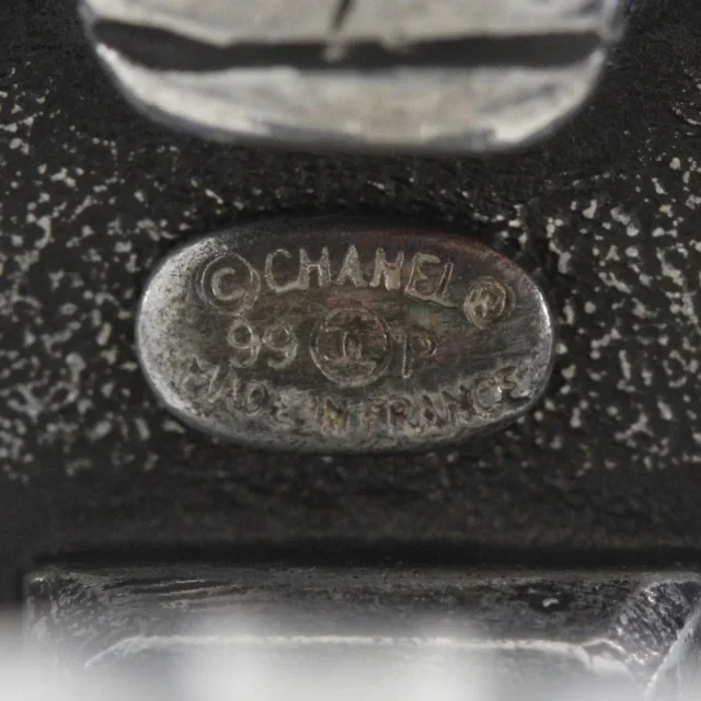 Chanel Coco Mark Metal Earrings Silver 99P in Silver Others from LuxUness, photo 8 of 8