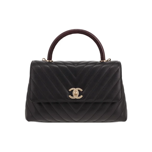 Chanel Coco Handle shoulder bag in Noir herringbone-quilted leather in Black Leather from Collector Square, photo 2 of 3