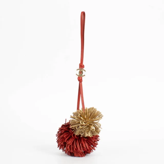 Chanel Holiday 2025 Pompom Charm from Labellov, photo 2 of 4