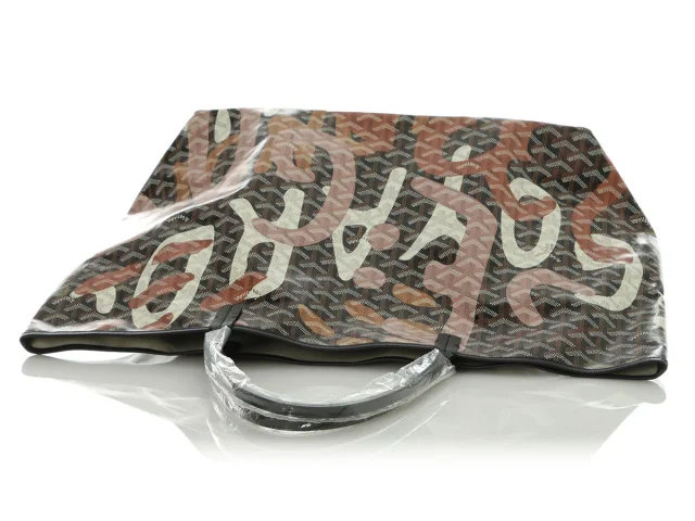 Goyard Pink Lettres Camouflage Saint-Louis GM in Pink Coated canvas from Ann's Fabulous Finds, photo 8 of 10