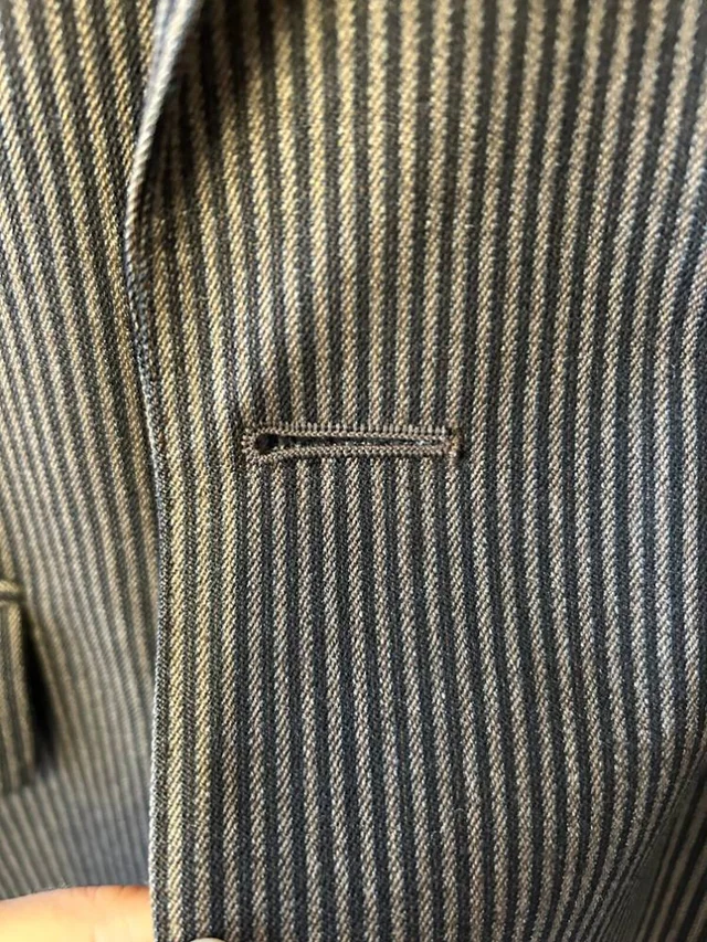 Dior blazer brown Size: 44" chest in Brown Wool from Oxfam Online Shop, photo 8 of 8