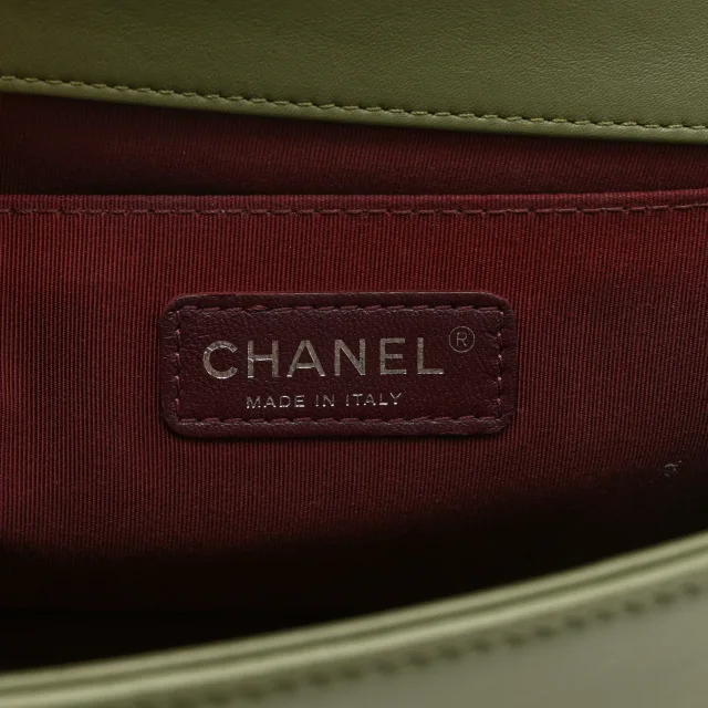 Chanel Chevron Quilted Medium Boy Flap Green in Green Calfskin from FASHIONPHILE, photo 6 of 10