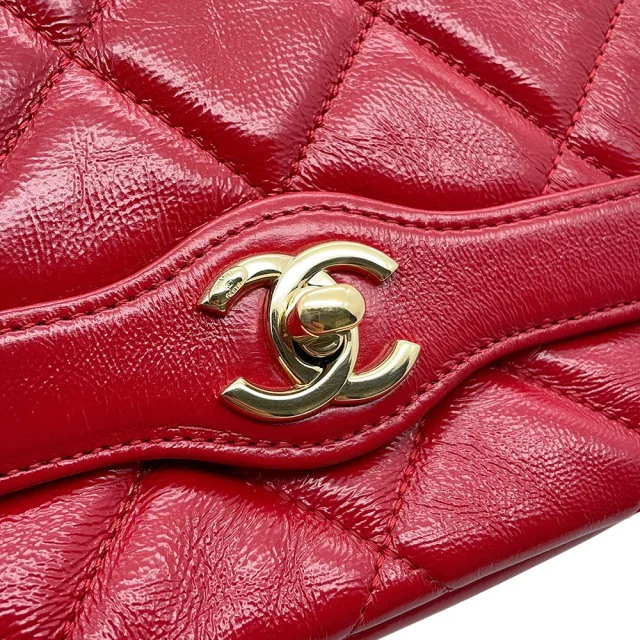 Chanel Matelasse ChainShoulder Bag Red shiny calf Size 20 in Red from GALLERY RARE, photo 9 of 14