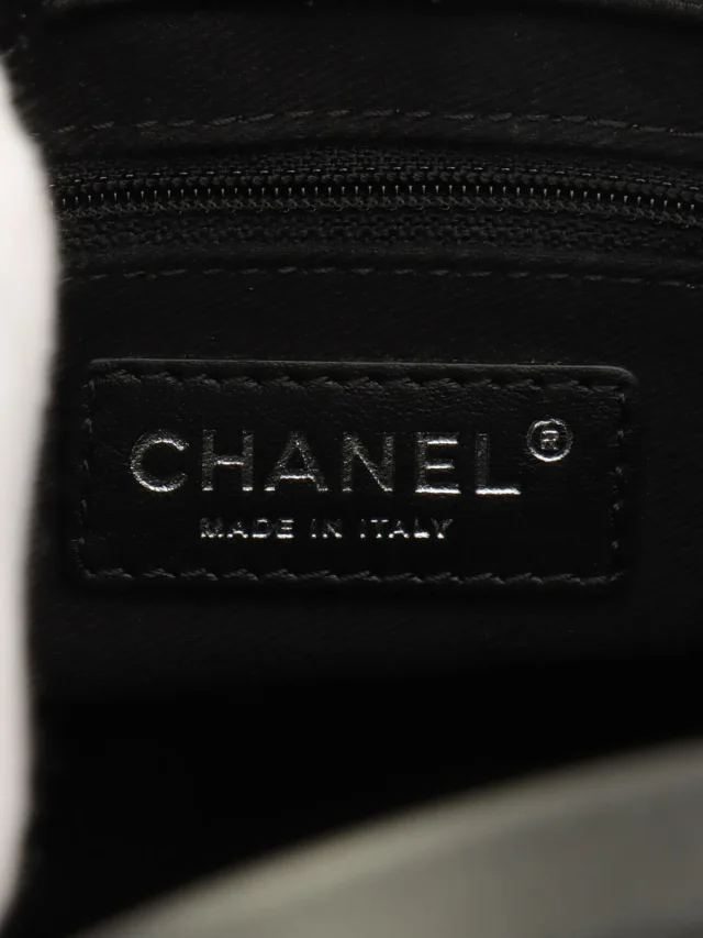 Chanel Wild Stitch 2-way Tote Bag, Black, manufactured around 2015 in Black Leather from VINTAGE QOO TOKYO, photo 6 of 12