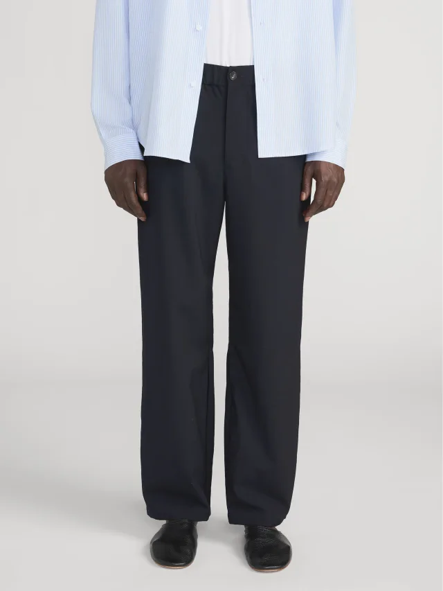 FRAME Baggy Trousers in DARK NAVY, photo 2 of 12 from FRAME