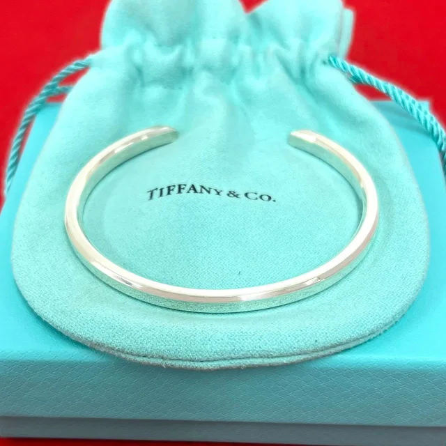 Tiffany & Co. Makers Narrow Cuff Bangle 925 Sterling Silver Bracelet in Silver from The Reluxe