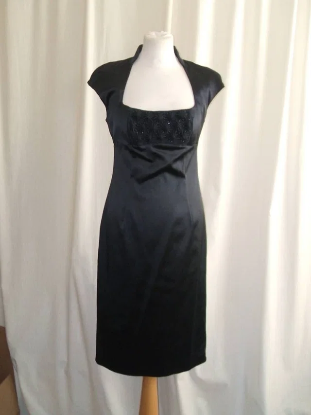 Max Mara Occasion Dress Navy Size: 8 in Blue Nylon from Oxfam Online Shop