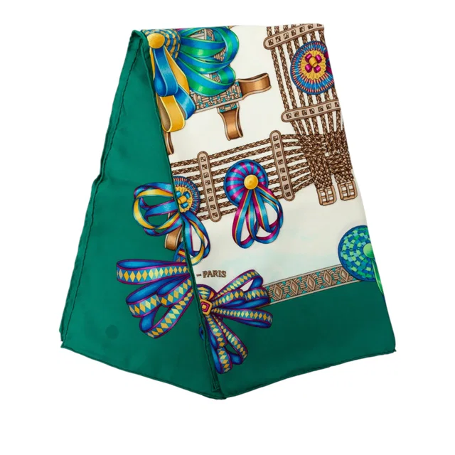 Green Hermès Les Rubans du Cheval Silk Scarf 90 Scarves in Green Silk from Designer Revival