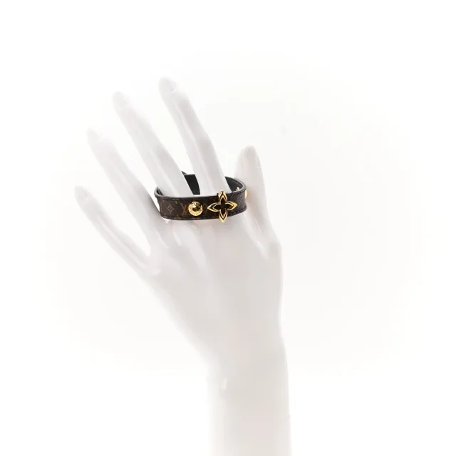 Louis Vuitton Monogram Blooming Bracelet 17 in Coated canvas from FASHIONPHILE, photo 2 of 6