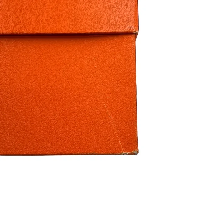 Hermès Kelly Sellier Gold Epsom Size 32 in Gold Epsom leather from GALLERY RARE, photo 15 of 18