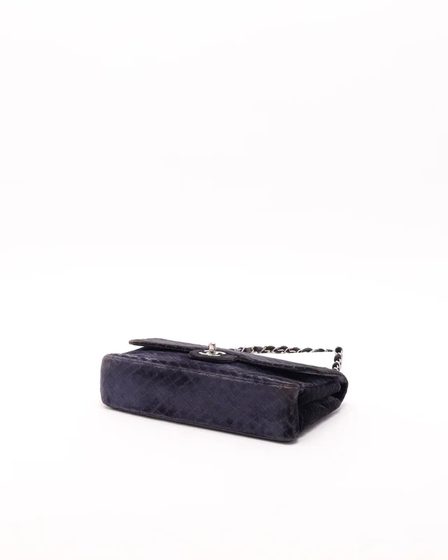 Chanel Medium Micro Quilted Velvet Single Flap Bag in Velvet from A Retro Tale, photo 4 of 13