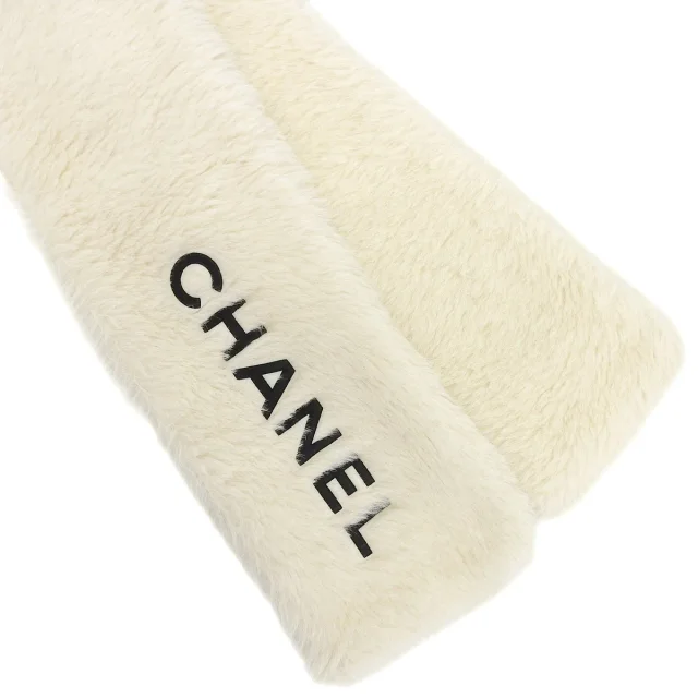 Chanel Logo CC mark scarf, ivory from VINTAGE QOO TOKYO, photo 7 of 10