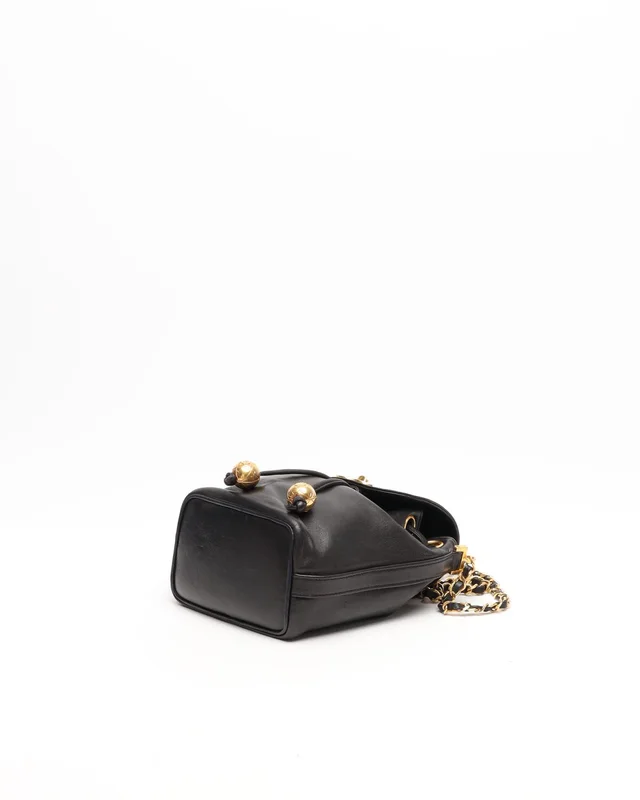 Chanel CC Chain Bucket Bag in Leather from A Retro Tale, photo 4 of 13