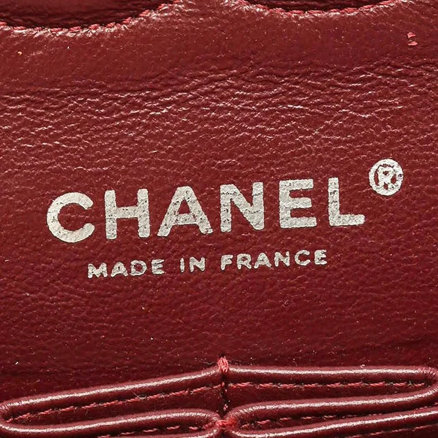 Chanel Classic Medium Double Flap Bag in Leather from A Retro Tale, photo 8 of 10