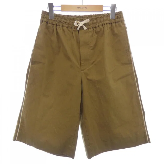Gucci Shorts Khaki in Green from The Reluxe