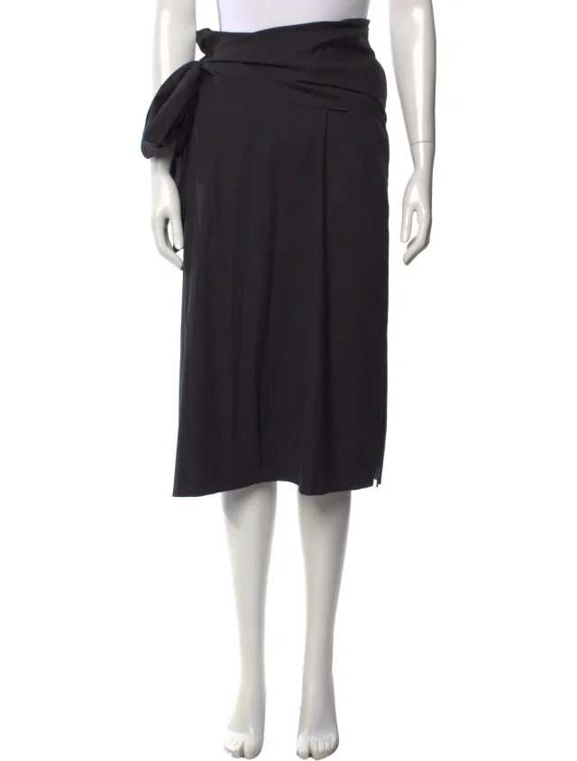 Jil Sander Vintage Midi Length Skirt in black from The RealReal